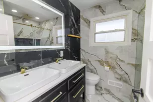 2858 S 93rd St, West Allis, WI 53227 - Photo 29