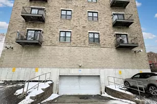 1812 E Lafayette Pl, Milwaukee, WI 53202 - Photo 25