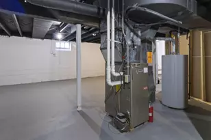 3893 N 40th St, Milwaukee, WI 53216 - Photo 29