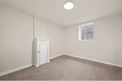 3323 S 91st St, Milwaukee, WI 53227 - Photo 15