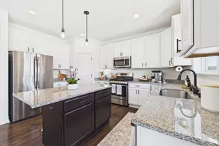 W241N5629 Maple Grove Ln, Sussex, WI 53089 - Photo 27