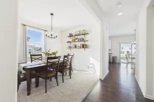 W241N5629 Maple Grove Ln, Sussex, WI 53089 - Photo 9