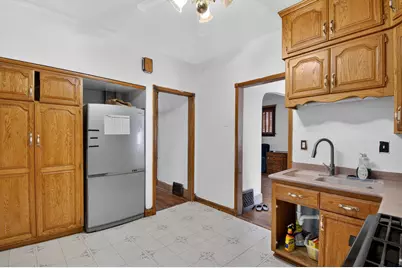 1334  Quincy Ave, Racine, WI 53405 - Photo 7