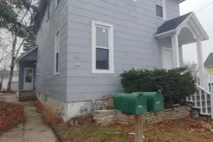 2002 S 14th St, Sheboygan, WI 53081 - Photo 11