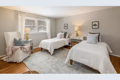 14625  Club Dr, Elm Grove, WI 53122 - Photo 13