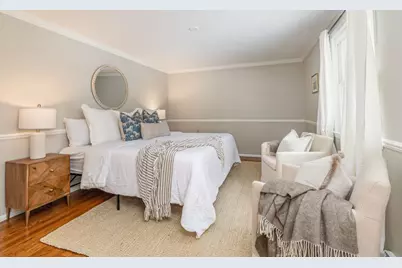 14625  Club Dr, Elm Grove, WI 53122 - Photo 11