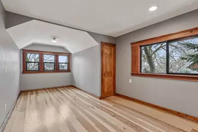 3421 N Fratney St, Milwaukee, WI 53212 - Photo 33