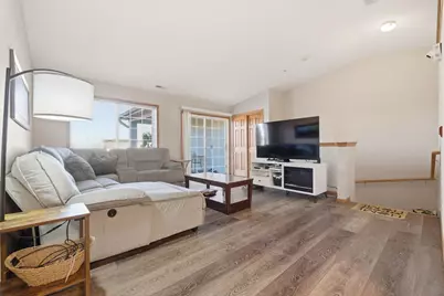 838  Boulder Trl #205, Racine, WI 53406 - Photo 3