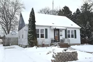 7733 34th Ave, Kenosha, WI 53142 - Photo 1