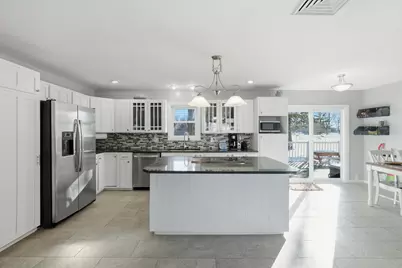 1443  Buena Vista Dr, Sun Prairie, WI 53590 - Photo 7