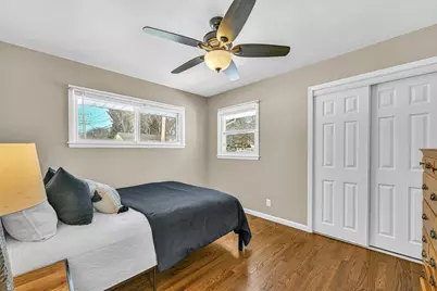 6125  Middleton Ct, Greendale, WI 53129 - Photo 23