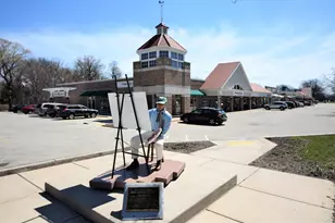 6125 Middleton Ct, Greendale, WI 53129 - Photo 41