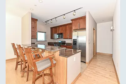 1550 E Royall Pl #804, Milwaukee, WI 53202 - Photo 15
