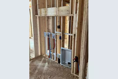 557  Talbot's Woods Dr, Dousman, WI 53118 - Photo 5