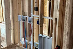 557 Talbot's Woods Dr, Dousman, WI 53118 - Photo 5