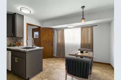 6417 N Green Bay Ave, Glendale, WI 53209 - Photo 5