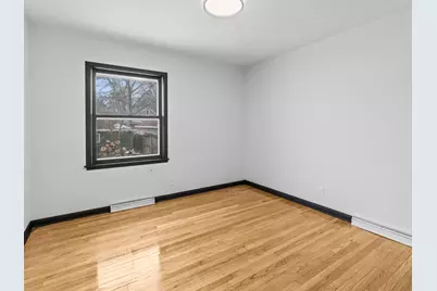 6417 N Green Bay Ave, Glendale, WI 53209 - Photo 17