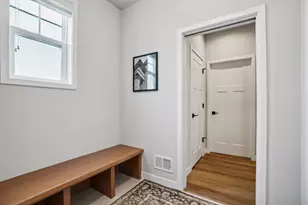 10620 N Coneflower Ct, Mequon, WI 53097 - Photo 31