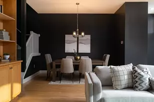 1749 N Hubbard St, Milwaukee, WI 53212 - Photo 11