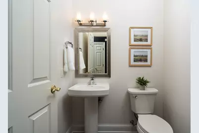 1749 N Hubbard St, Milwaukee, WI 53212 - Photo 15