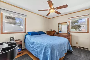 7485 S Highfield Ct, Oak Creek, WI 53154 - Photo 15