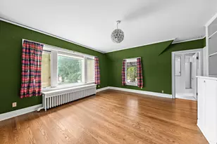 2225 N Lake Dr, Milwaukee, WI 53202 - Photo 25