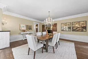 2225 N Lake Dr, Milwaukee, WI 53202 - Photo 11