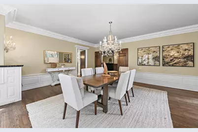 2225 N Lake Dr, Milwaukee, WI 53202 - Photo 11