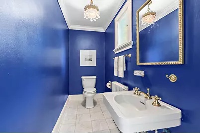 2225 N Lake Dr, Milwaukee, WI 53202 - Photo 19