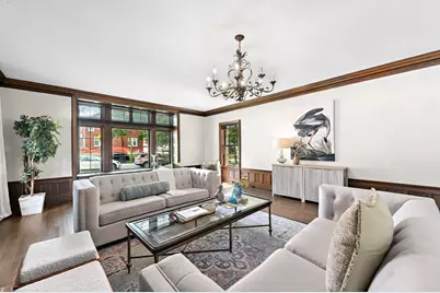 2225 N Lake Dr, Milwaukee, WI 53202 - Photo 7