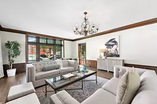 2225 N Lake Dr, Milwaukee, WI 53202 - Photo 7