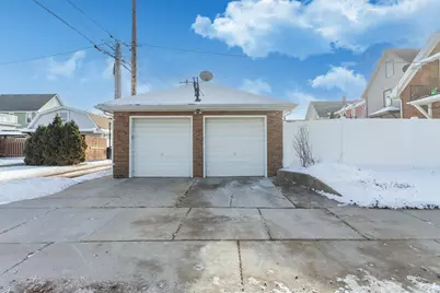 1100 S 61st St #1102, West Allis, WI 53214 - Photo 39