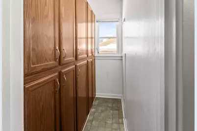 1100 S 61st St #1102, West Allis, WI 53214 - Photo 13