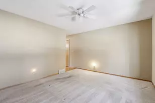 W178N9743 Riversbend Circle, Germantown, WI 53022 - Photo 21