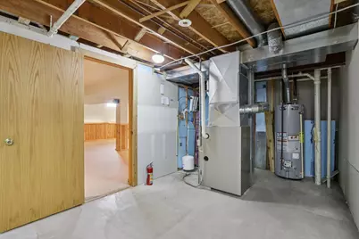 W178N9743  Riversbend Cir, Germantown, WI 53022 - Photo 41