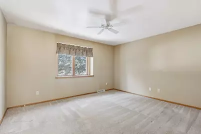 W178N9743  Riversbend Cir, Germantown, WI 53022 - Photo 19