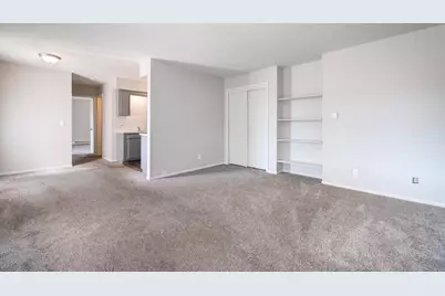 305  Maple Ave, Waukesha, WI 53186 - Photo 21