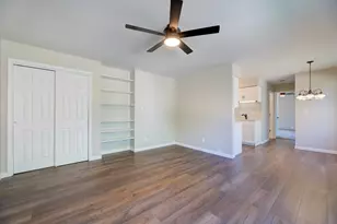 305 Maple Ave, Waukesha, WI 53186 - Photo 3