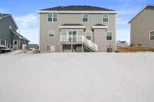 3951 Sienna Ct, Racine, WI 53126 - Photo 45