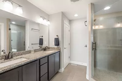 3951  Sienna Ct, Racine, WI 53126 - Photo 37