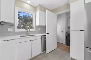 6609 Radburn Ln, Greendale, WI 53129 - Photo 15