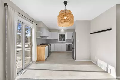 6609  Radburn Ln, Greendale, WI 53129 - Photo 7