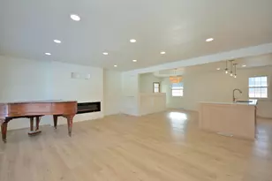 2106 Murphy Woods Rd, Beloit, WI 53511 - Photo 5