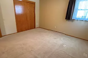 1233 S 26th St, Manitowoc, WI 54220 - Photo 25