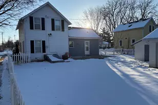 125 Monroe St, Fort Atkinson, WI 53538 - Photo 3