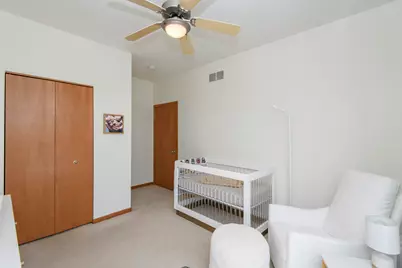 2114 N Commerce St, Milwaukee, WI 53212 - Photo 37