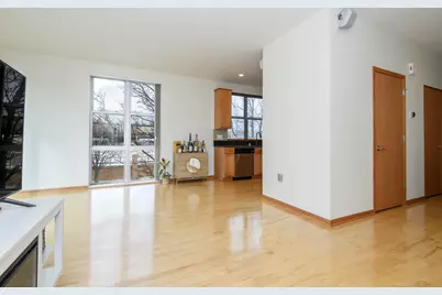 2114 N Commerce St, Milwaukee, WI 53212 - Photo 15