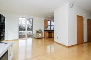 2114 N Commerce St, Milwaukee, WI 53212 - Photo 15