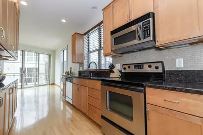 2114 N Commerce St, Milwaukee, WI 53212 - Photo 19