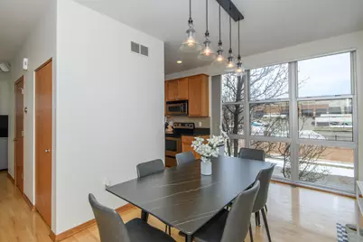 2114 N Commerce St, Milwaukee, WI 53212 - Photo 23